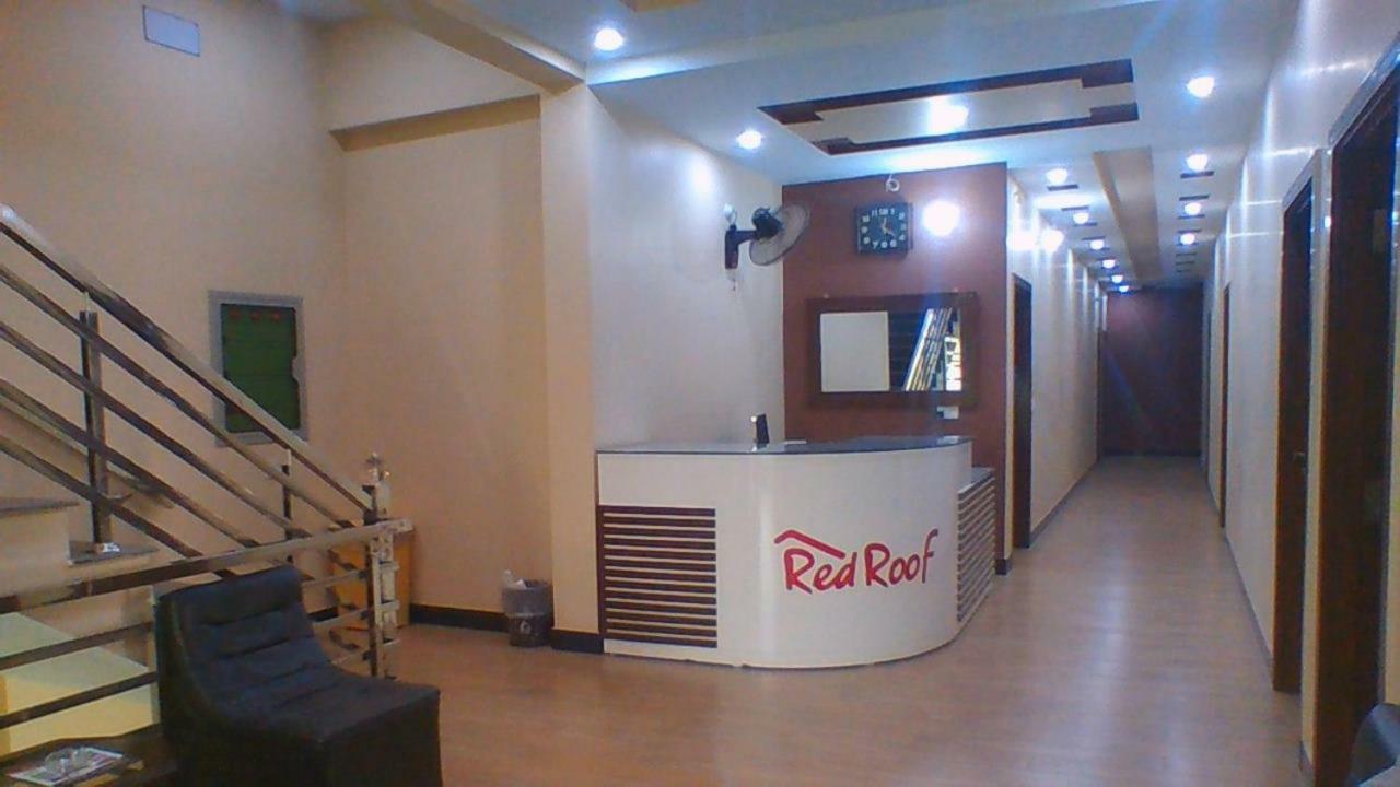 Red Roof Hotel Sahiwal Exterior foto